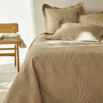 Couvre - lit uni matelass relif  feuillage  - blancheporte
