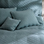 Couvre - lit uni style boutis cassandre - housse de coussin : 40x40cm - bleu - colombine