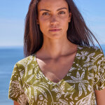 Robe col v courte imprim�e, cr�pon - blancheporte