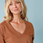 T - shirt col v sp�cial petites fil brillant - blancheporte