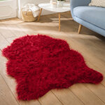 Tapis poils forme peau de b�te - blancheporte