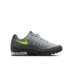 Baskets enfant nike air max invigor