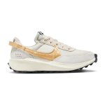 Baskets femme nike waffle debut