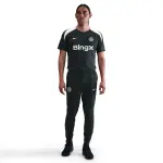 Pantalon de survtement chelsea strike 2025 / 26