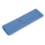 Echarpe triangulaire bleue non tisse