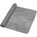 Serviette rafra�chissante par �vaporation humide inuteq