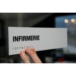 Signaltique braille pvc avec texte infirmerie
