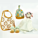 Lot chaussettes - doudou - bonnet - bavoir multicolore