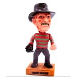 Figurine freddy krueger 18cm bobble head funko les griffes de la nuit Figurine freddy krueger 18cm bobble head funko les griffes de la nuit