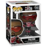 Figurine funko pop - falcon et le soldat de l'hiver n812 - falcon vole (51628)