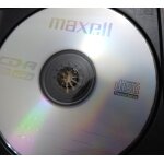 Cd - r maxell - 700mb / 80min - up to 52x - compact disc recordable dans leurs boitiers de rangement Cd - r maxell - 700mb / 80min - up to 52x - compact disc recordable dans leurs boitiers de rangement