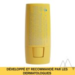 Crme solaire stick zones sensibles trs haute protection spf 50 + invisible uriage - le stick de 8g