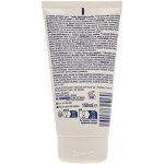 Nettoyant visage 3 en 1 � l'argile carrefour soft - le tube de 150ml
