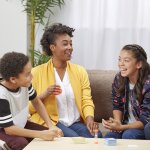 Taboo enfants contre parents hasbro - la boîte Taboo enfants contre parents hasbro - la boîte