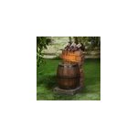 Fontaine d'eau pour l'extérieur sculpture en résine de bouteille de vin et tonneau Fontaine d'eau pour l'extérieur sculpture en résine de bouteille de vin et tonneau