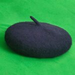 Béret d'hiver en laine pour animaux de compagnie, chapeau pour chats et chiens, casquette de peintre ... Béret d'hiver en laine pour animaux de compagnie, chapeau pour chats et chiens, casquette de peintre ...