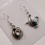 Boucles d'oreilles pendantes vintage de la srie britannique, bouteille de bire, tasse a caf, cuillre ...