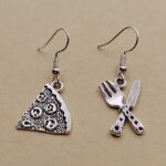 Boucles d'oreilles pendantes vintage de la srie britannique, bouteille de bire, tasse a caf, cuillre ...