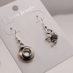 Boucles d'oreilles pendantes vintage de la srie britannique, bouteille de bire, tasse a caf, cuillre ...