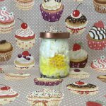 Bougie parfum�e jarre mousse au miel - fait main