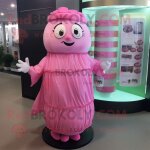 Bougie parfum�e rose mascotte redbrokoly personnage habill� d'une jupe portefeuille et bracelet montres ...