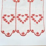 Brise bise aux c?urs brod�s