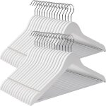 Cintre en bois avec barre � pantalon, blanc