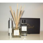 Coffret esprit du lin. un diffuseur 250ml en verre avec 8 b�tonnets de rotin, un flacon de recharge aluminium ...