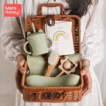 Costume vert - ensemble de couverts en silicone pour enfants, tasse en silicone, bol en silicone, qualité ... Costume vert - ensemble de couverts en silicone pour enfants, tasse en silicone, bol en silicone, qualité ...