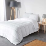 Couette premium polyester anti acarien blanc 240 x 260 cm