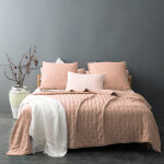 Couvre lit matelass� et moelleux