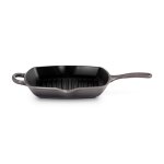 Le creuset skillet carré en fonte emaillée 26x26 cm flint Le creuset skillet carré en fonte emaillée 26x26 cm flint