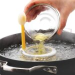 Cuiseur a ?ufs en plastique pour micro - ondes, mini coquetier portable, cuisson rapide, cuisson a la ...