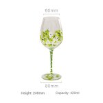 Haut verre a vin rouge bergame cratif, proximit de la main, beau verre de presen de mariage, coupe ...
