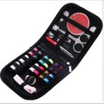 Kit de couture 10 pi�ces avec bo�te � aiguilles et fils