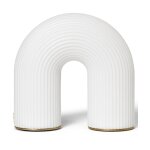 Lampe de table portable en plastique et acier laiton 15, 5cm vuelta - ferm living