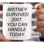 Mug humour coll�gue tasse britney survived 2007 id�e cadeau mug humour pour coll�gue, fr�re, ado, ami, ...