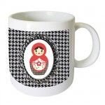 Mug poupee russe pied de poule by cbk