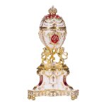 Oeuf � la faberg� royal danois (jubil� danois) bo�te � bijoux avec des lions 13 cm, rouge