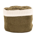 Panier invit� avec serviettes