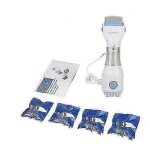 Un peigne a poux electrique avec 4 filtres pour eliminer les poux, les tiques et les puces des chats, ...