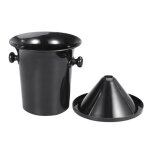 Pichet a vin en plastique noir, taille standard avec entonnoir, seau a champagne Pichet a vin en plastique noir, taille standard avec entonnoir, seau a champagne