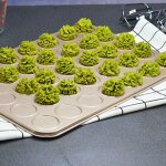 Plaque a biscuits pour macaron, plaque de cuisson pour four, moule de cuisson pour macaron, champagne, ... Plaque a biscuits pour macaron, plaque de cuisson pour four, moule de cuisson pour macaron, champagne, ...