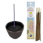 Porte - encens coupelle en fonte noir et dor� + encens indien au patchouli