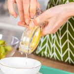 Presse - fruits manuel transparent en forme de poisson, presse - agrumes, gadget de bar de cuisine a ... Presse - fruits manuel transparent en forme de poisson, presse - agrumes, gadget de bar de cuisine a ...