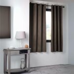 Rideau occultant uni 210gr / m2