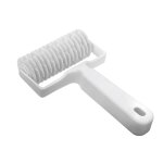 Rouleau plast. pour faire les feuilletes Rouleau plast. pour faire les feuilletes