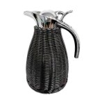 Savourez un café fraîchement moulu a tout moment. carafe isotherme en rotin pour thé - splendid - nature ... Savourez un café fraîchement moulu a tout moment. carafe isotherme en rotin pour thé - splendid - nature ...