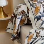 Taie de traversin aux fleurs exub�rantes