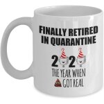Tasse cadeau enfin a la retraite en quarantaine pour grand - p�re, grand - m�re, coll�gues, employ�s, ...